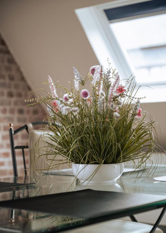 Amazing 2 Rooms Design Apartement Loft Ieper Exterior foto